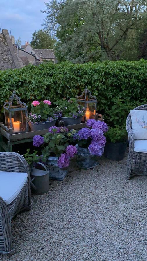 Pytts House Boutique Bed & Breakfast เบอร์ฟอร์ด ภายนอก รูปภาพ